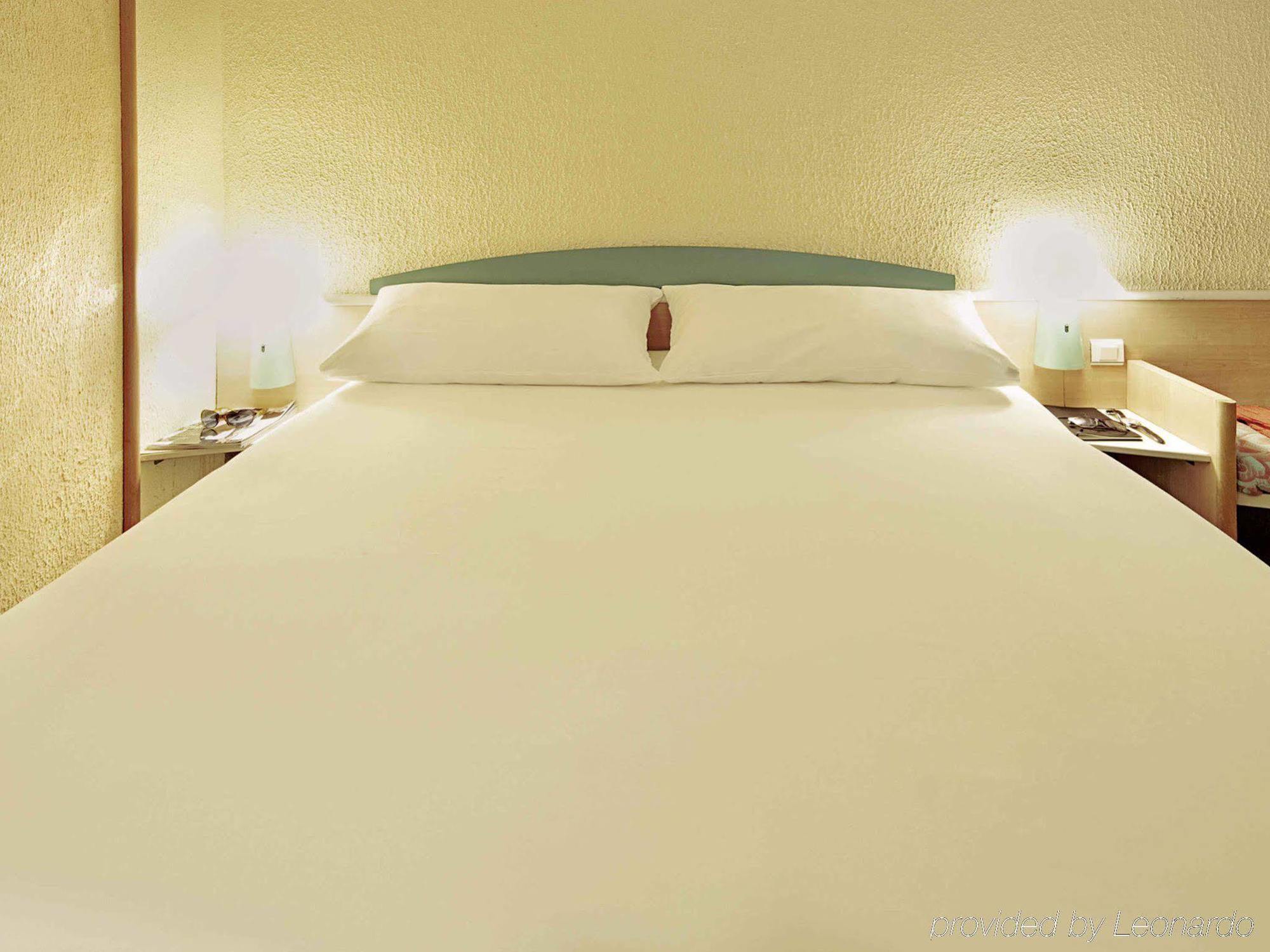 Ibis Archamps Porte De Geneve Εξωτερικό φωτογραφία