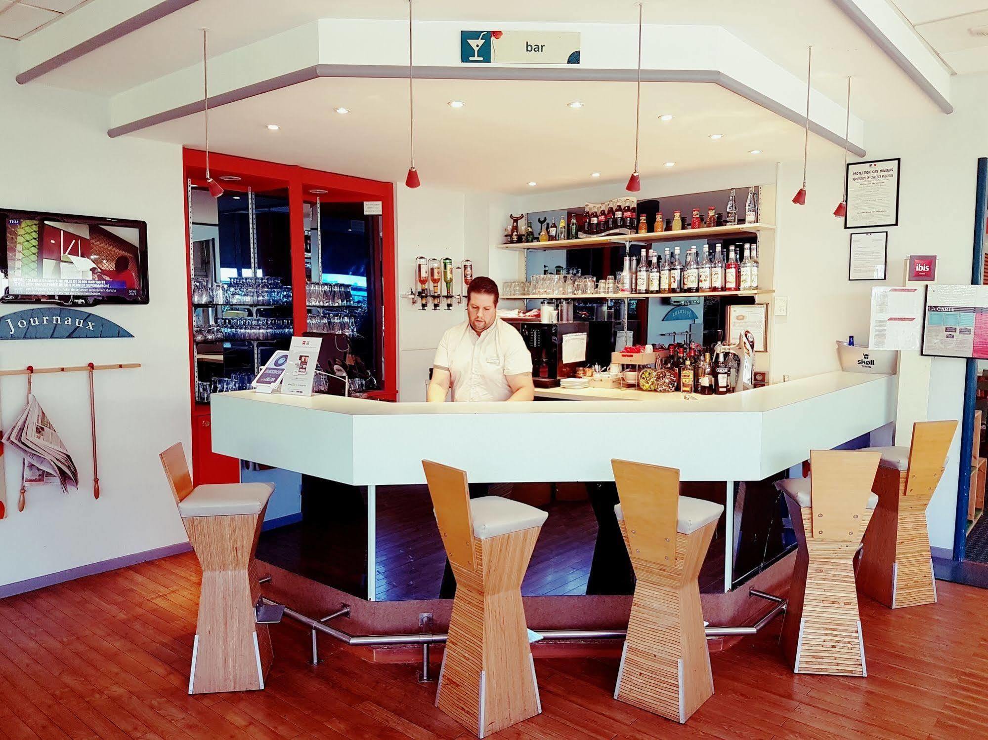 Ibis Archamps Porte De Geneve Εξωτερικό φωτογραφία